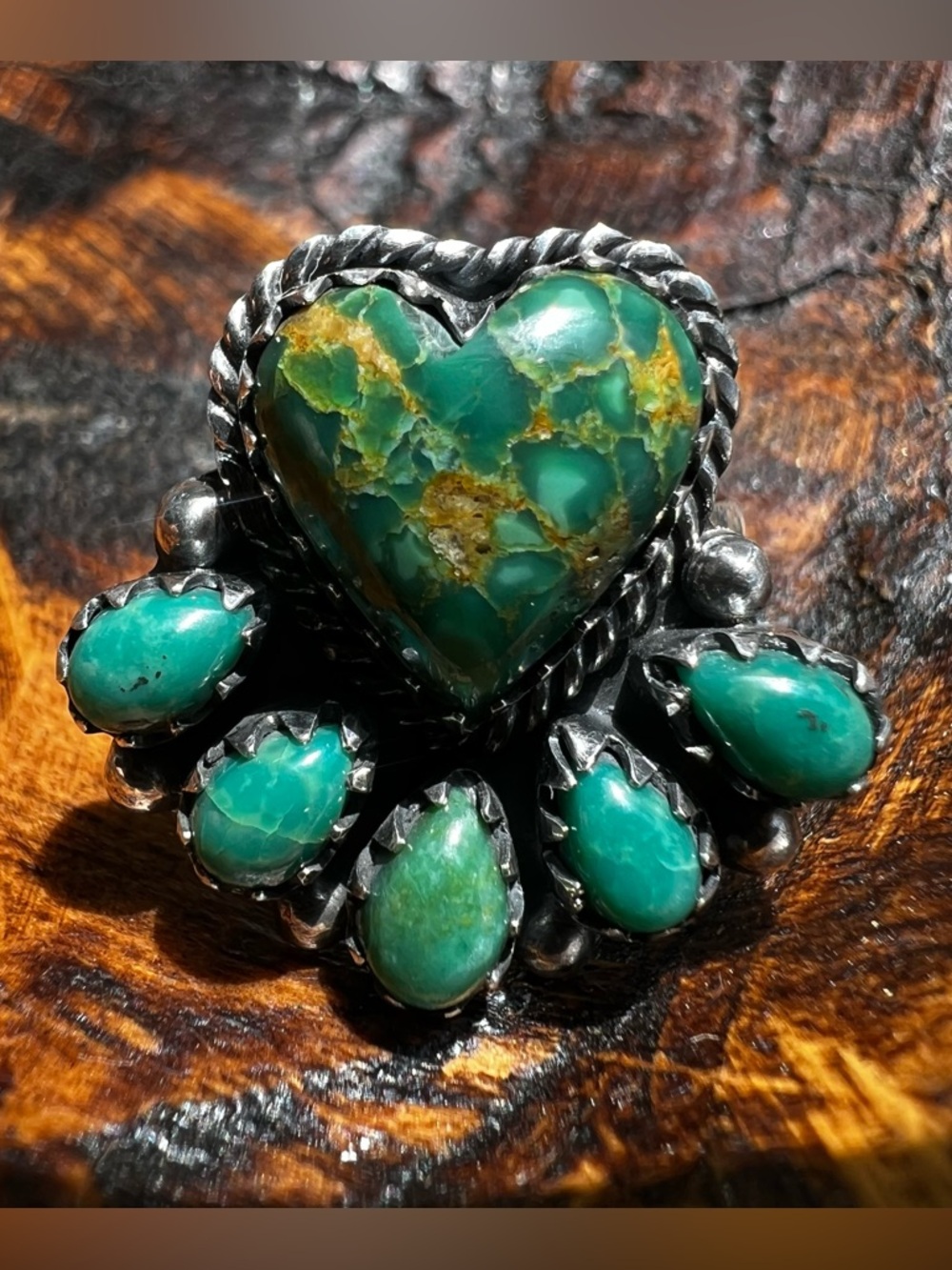 925 Sterling Silver Kingman Turquoise Heart Cluster Ring Size 8.75 Southwestern